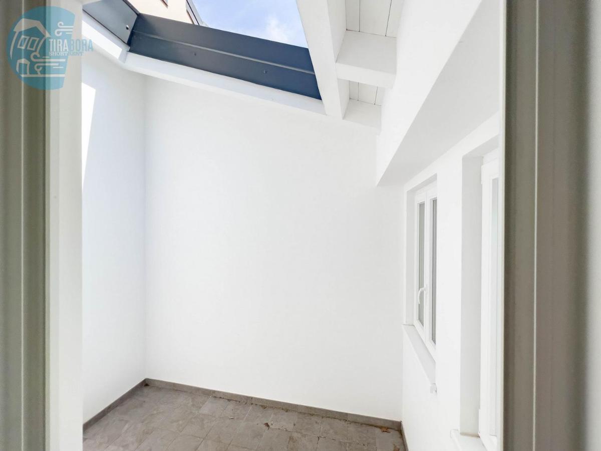 Slataper 19 Tirabora Short Rent Apartment Триест Екстериор снимка